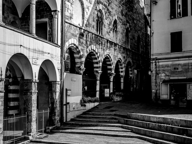 la Commenda in un'immagine in bianco e nero (foto Roberto Bordieri)