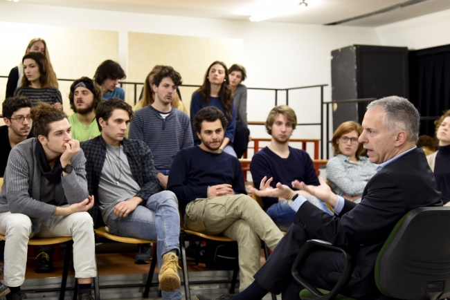 Il sindaco con gli attori