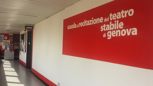 Scuola di recitazione corridoio