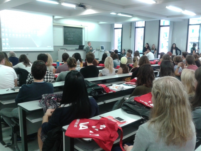 gli studenti durante il welcome day