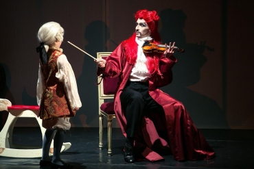 foto di scena - lo strumento del diavolo