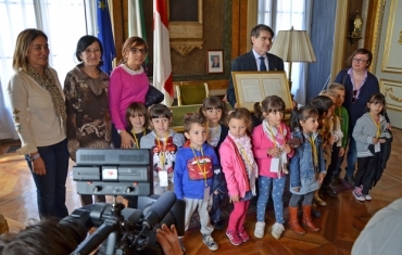 foto di gruppo bambini scuola d'infanzia Il Glicine