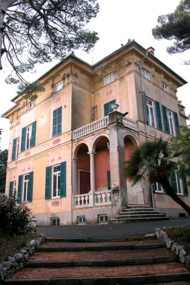 villa luxoro nervi