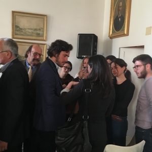 Jack Savoretti incontra i ragazzi dell'istituto Deledda