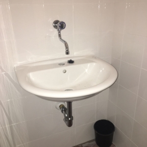 Lavabo servizi igienici dopo